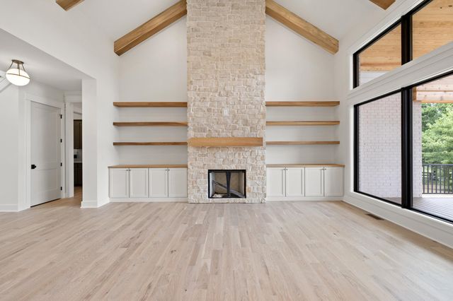 2305 Harrodsburg Road, Lawrenceburg, KY 40342