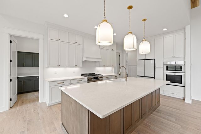 2305 Harrodsburg Road, Lawrenceburg, KY 40342