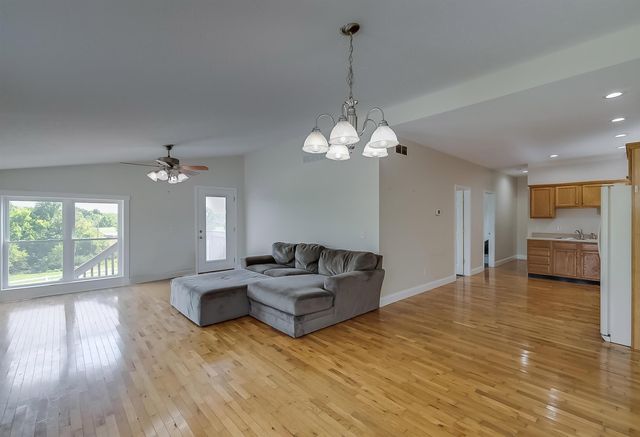 2305 Harrodsburg Road, Lawrenceburg, KY 40342