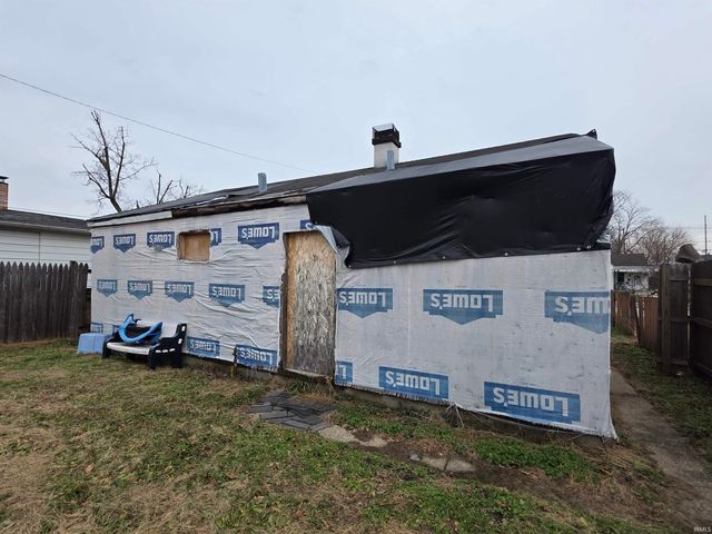 925 Burdette Street, Mishawaka, IN 46544