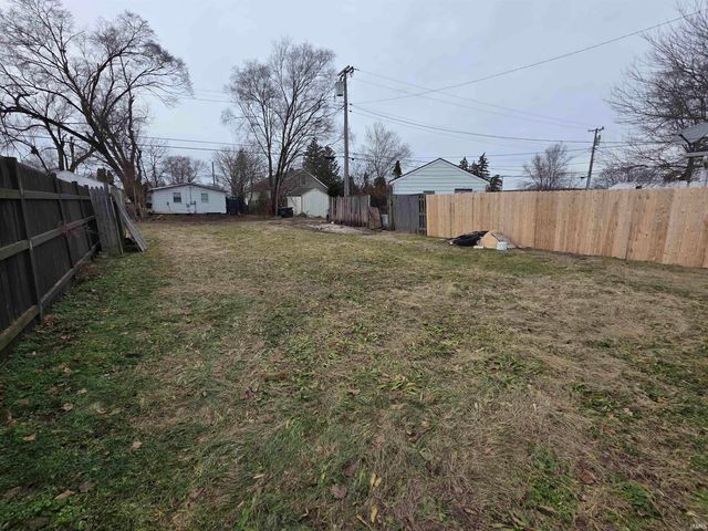 925 Burdette Street, Mishawaka, IN 46544