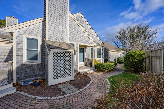 29 Boxwood Circle UNIT 29, Yarmouth Port, MA 02675