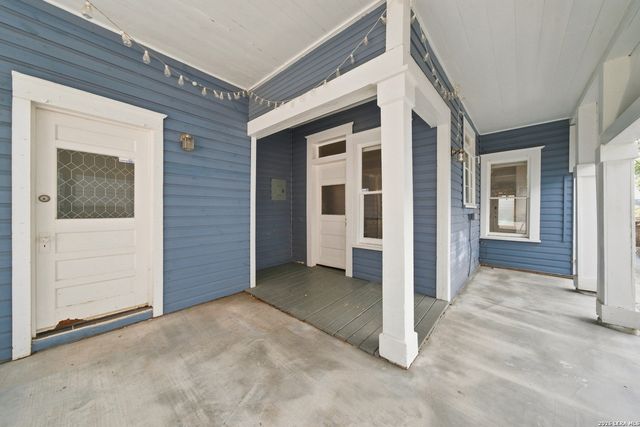 141 E Woodlawn Ave, San Antonio, TX 78212