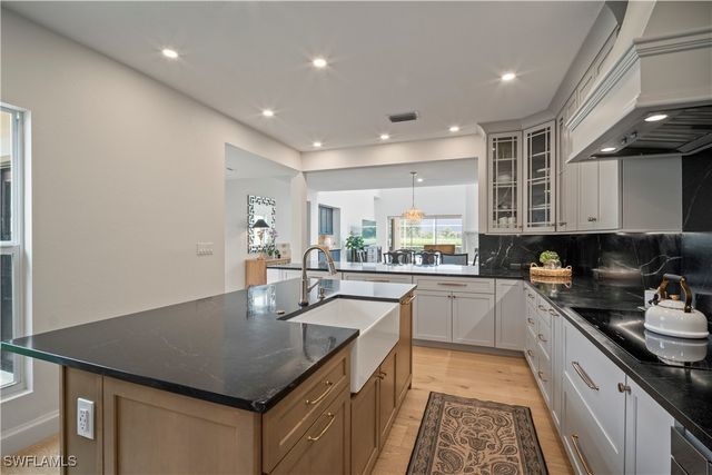 11448 Quail Village WAY, Naples, FL 34119