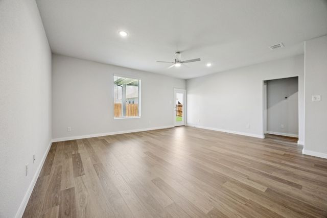 2209 Clydesdale Court, Seagoville, TX 75159