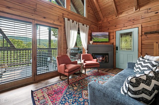 1114 Ski View Lane, Sevierville, TN 37876