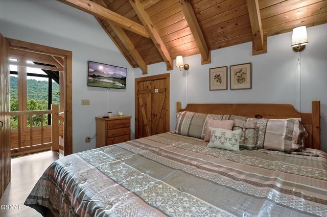 1114 Ski View Lane, Sevierville, TN 37876