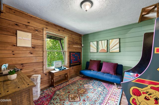 1114 Ski View Lane, Sevierville, TN 37876