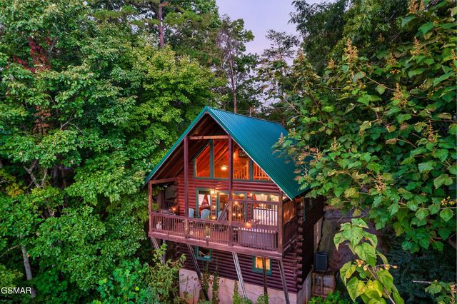 1114 Ski View Lane, Sevierville, TN 37876