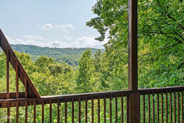 1114 Ski View Lane, Sevierville, TN 37876