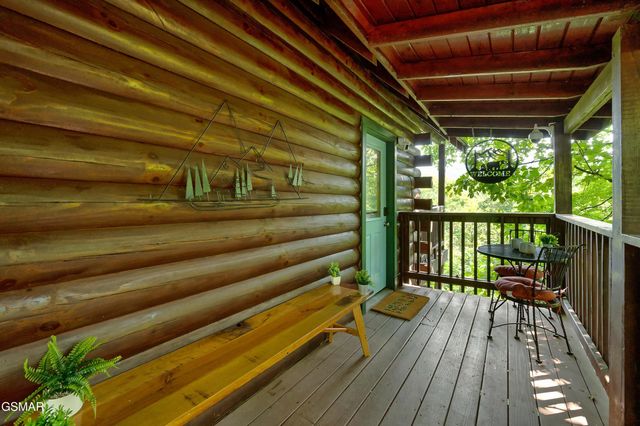 1114 Ski View Lane, Sevierville, TN 37876