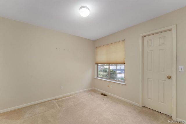 3120 Point Of The Woods Drive, West Bloomfield Charter Township, MI 48324