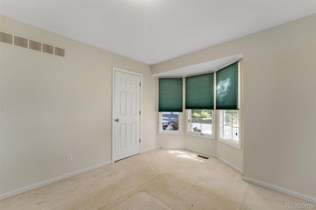 3120 Point Of The Woods Drive, West Bloomfield Charter Township, MI 48324