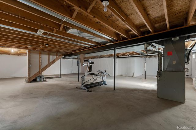 3120 Point Of The Woods Drive, West Bloomfield Charter Township, MI 48324