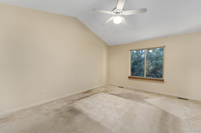 3120 Point Of The Woods Drive, West Bloomfield Charter Township, MI 48324