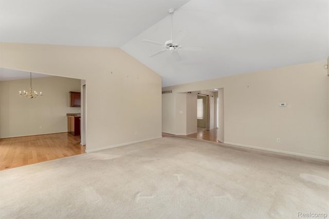 3120 Point Of The Woods Drive, West Bloomfield Charter Township, MI 48324