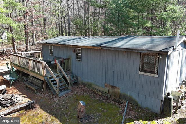 1080 COVE MOUNTAIN RD, Mathias, WV 26812
