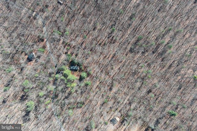 1080 COVE MOUNTAIN RD, Mathias, WV 26812