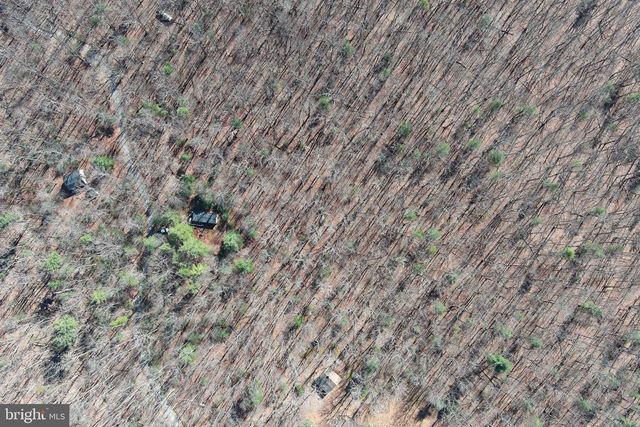 1080 COVE MOUNTAIN RD, Mathias, WV 26812