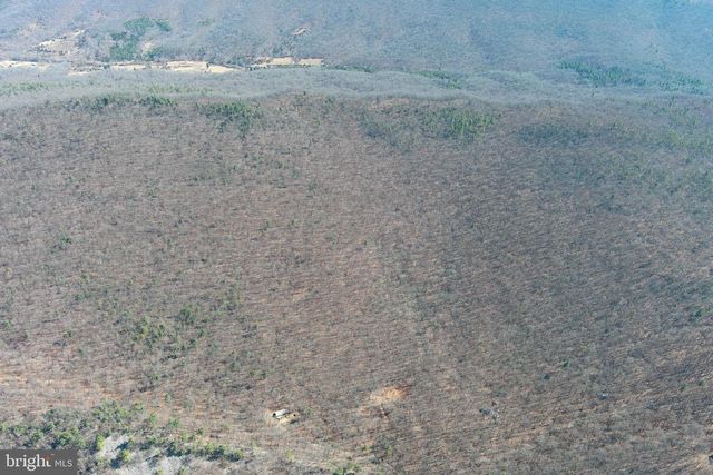 1080 COVE MOUNTAIN RD, Mathias, WV 26812