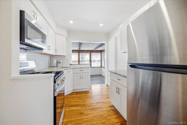 1128 Braxton Street, Uniondale, NY 11553