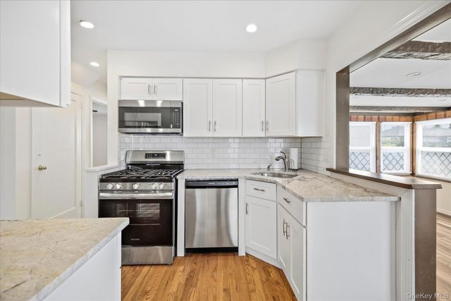 1128 Braxton Street, Uniondale, NY 11553