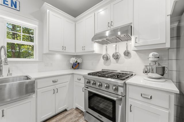 665 Chinn Chapel Road, Copper Canyon, TX 75077