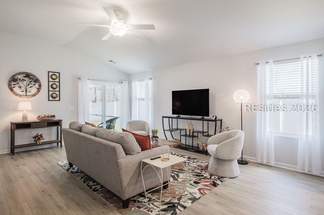 215 Waters Edge Way, Hardeeville, SC 29927