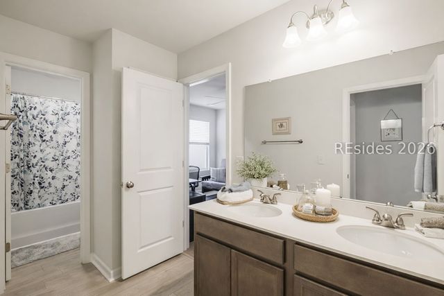 215 Waters Edge Way, Hardeeville, SC 29927