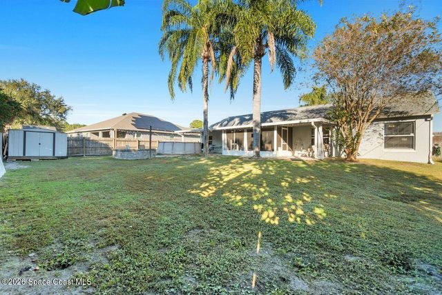 1260 Monument Avenue SE, Palm Bay, FL 32909