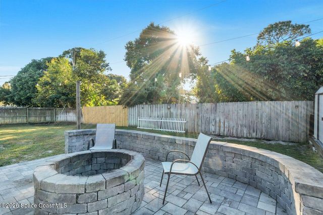 1260 Monument Avenue SE, Palm Bay, FL 32909