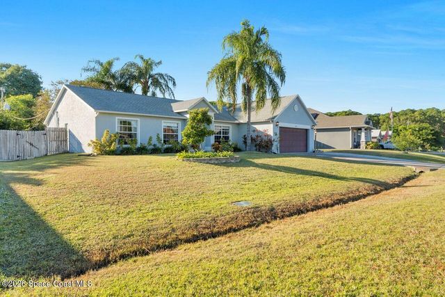 1260 Monument Avenue SE, Palm Bay, FL 32909