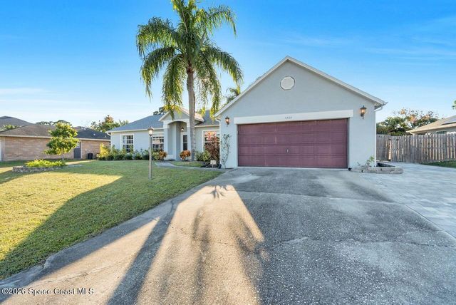 1260 Monument Avenue SE, Palm Bay, FL 32909