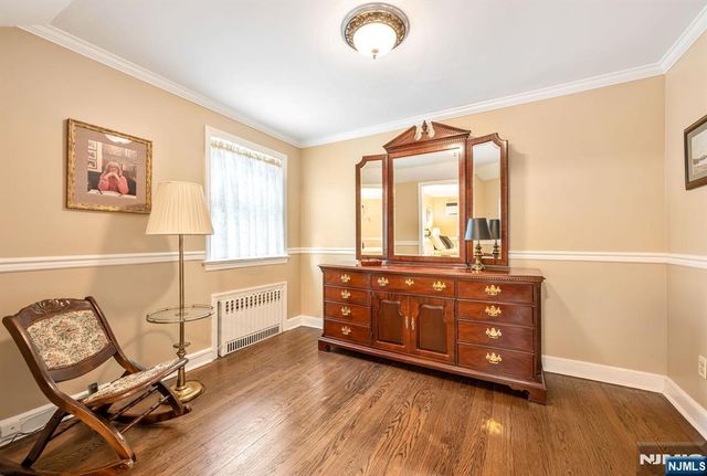 37 Van Dyke Drive, Ho-ho-kus, NJ 07423