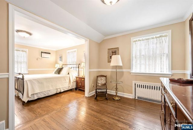 37 Van Dyke Drive, Ho-ho-kus, NJ 07423