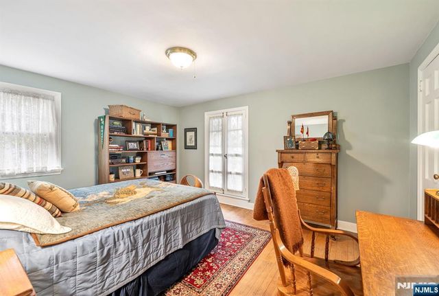 37 Van Dyke Drive, Ho-ho-kus, NJ 07423