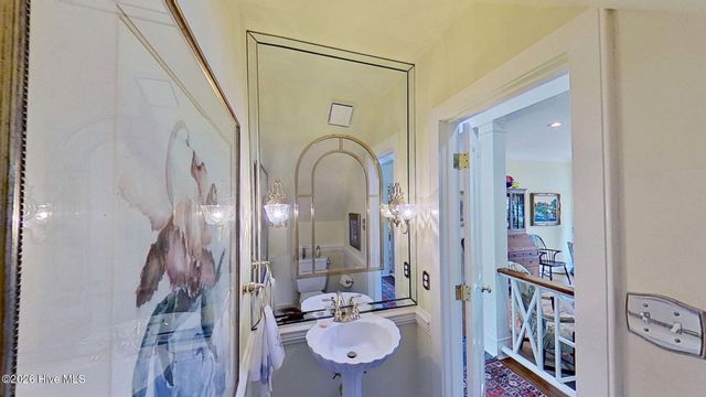 211 Wilson Point Road, Trent Woods, NC 28562