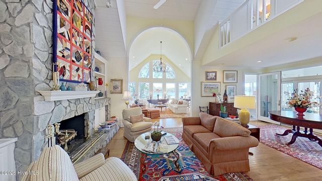 211 Wilson Point Road, Trent Woods, NC 28562