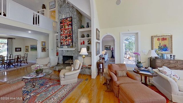 211 Wilson Point Road, Trent Woods, NC 28562