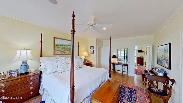 211 Wilson Point Road, Trent Woods, NC 28562