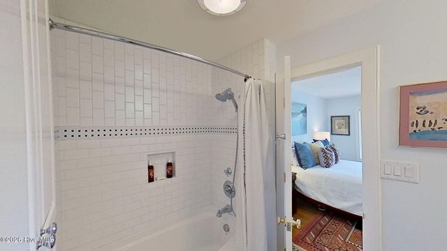 211 Wilson Point Road, Trent Woods, NC 28562