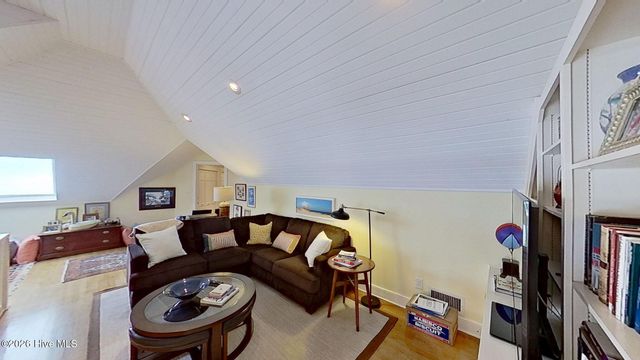 211 Wilson Point Road, Trent Woods, NC 28562