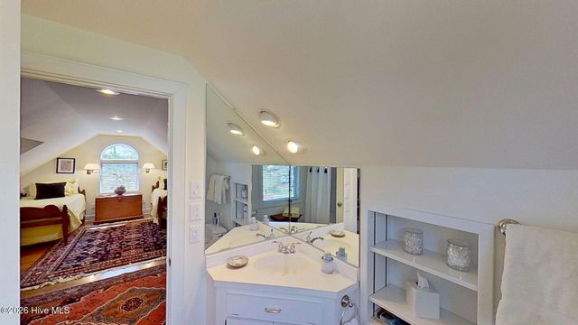 211 Wilson Point Road, Trent Woods, NC 28562