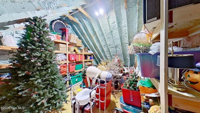 211 Wilson Point Road, Trent Woods, NC 28562