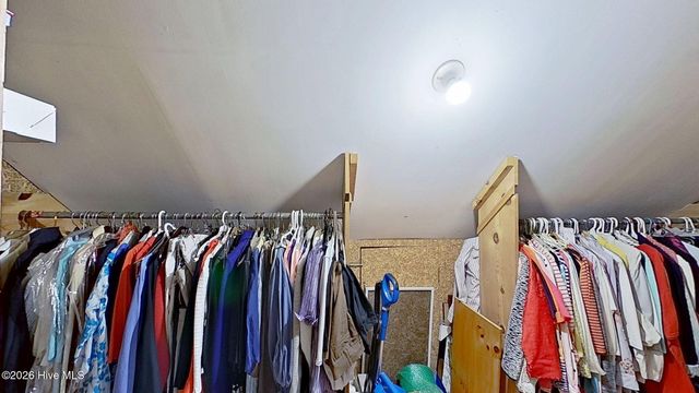 211 Wilson Point Road, Trent Woods, NC 28562