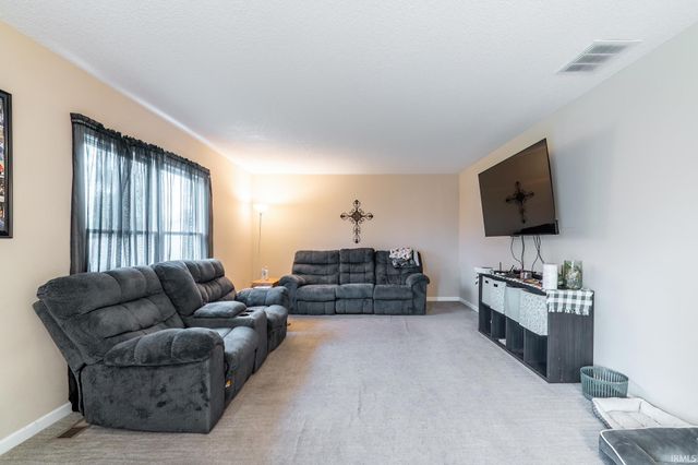 4679 Legacy Cove, Woodburn, IN 46797