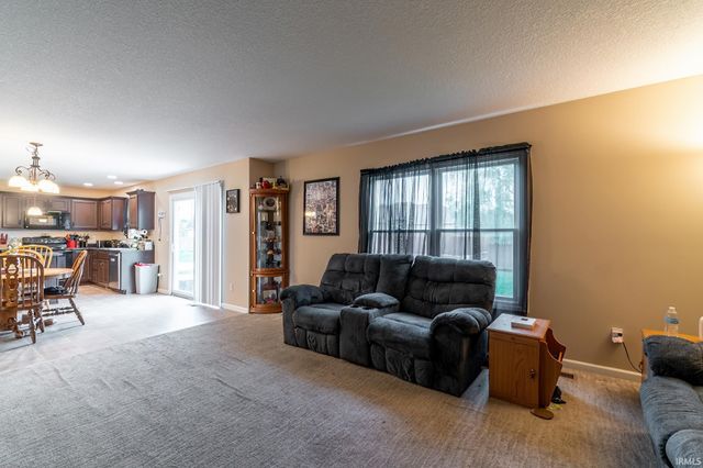 4679 Legacy Cove, Woodburn, IN 46797