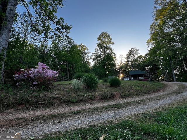 221 Muscadine Road, Dahlonega, GA 30533