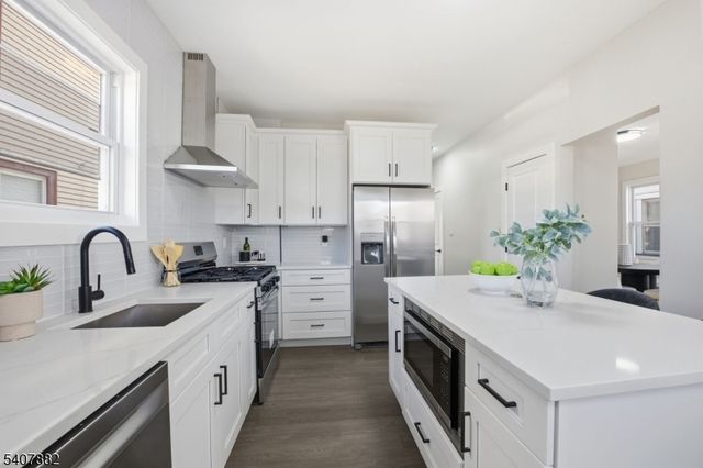 88 N 10Th St, Newark City, NJ 07107