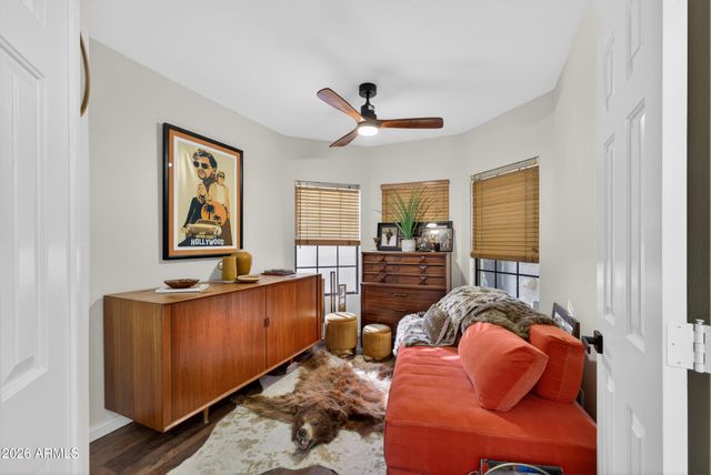 2623 N CARRIAGE Lane, Chandler, AZ 85224